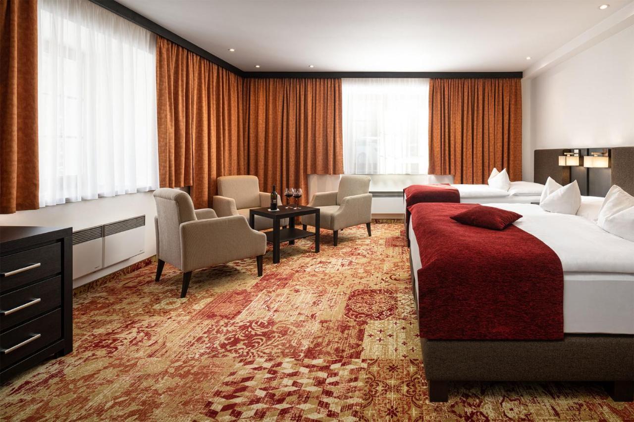 Hotel Singer Ludvíkov Eksteriør bilde