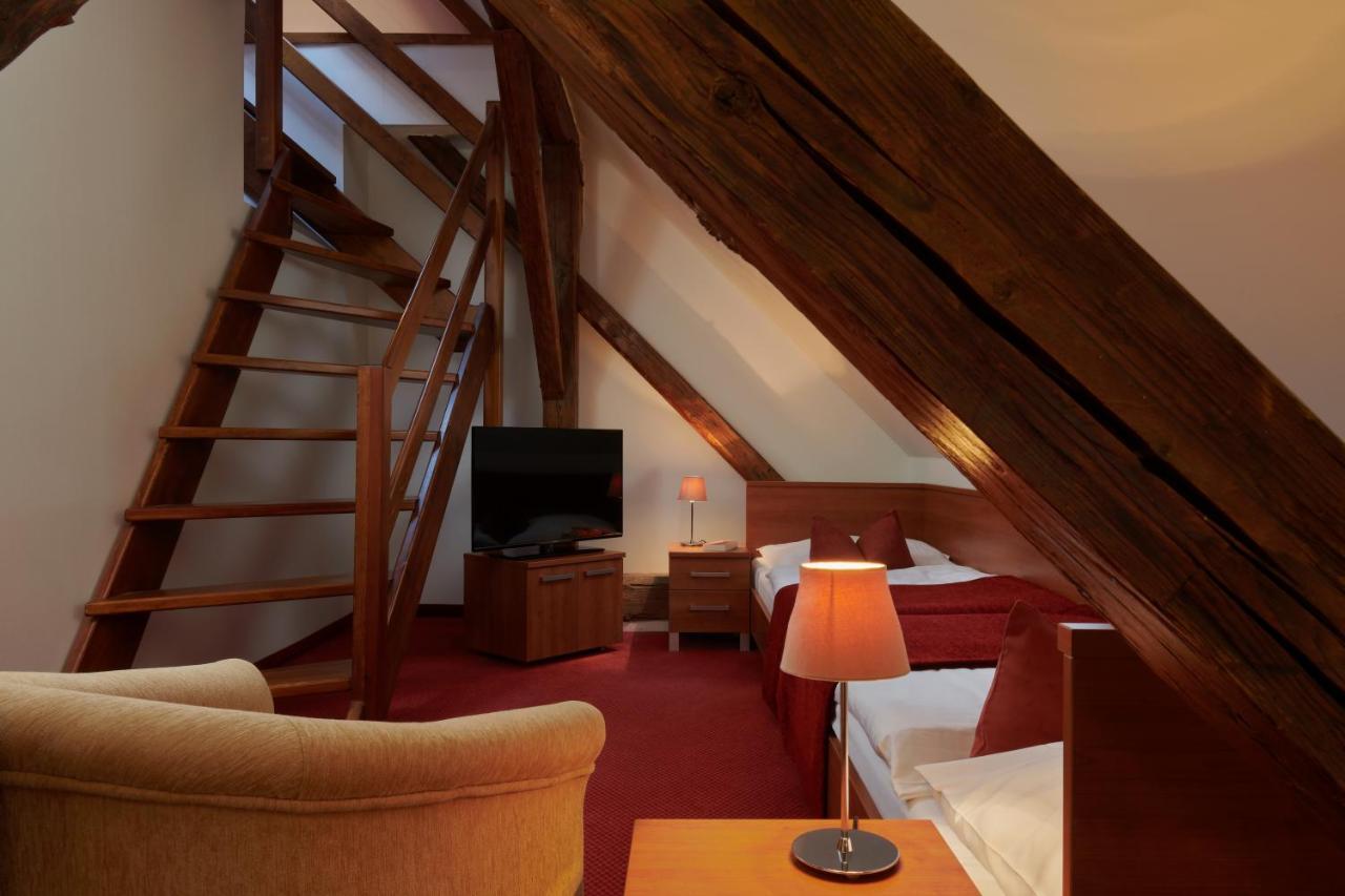 Hotel Singer Ludvíkov Eksteriør bilde